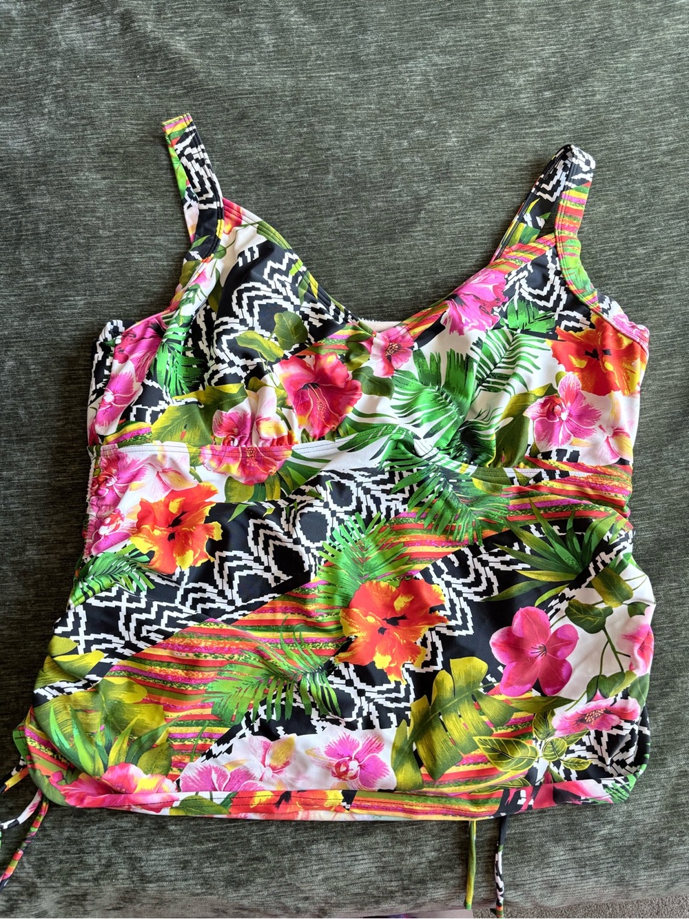 Maxine hawaii Pink Floral graphic design tankini Top
